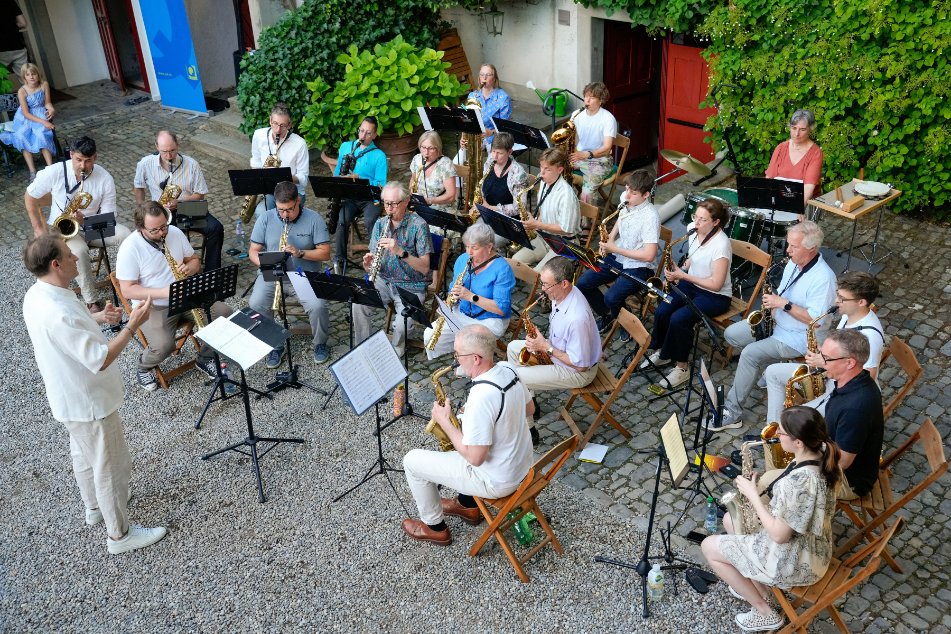 Swiss Saxophone Orchestra mit sinfonischer Uraufführung